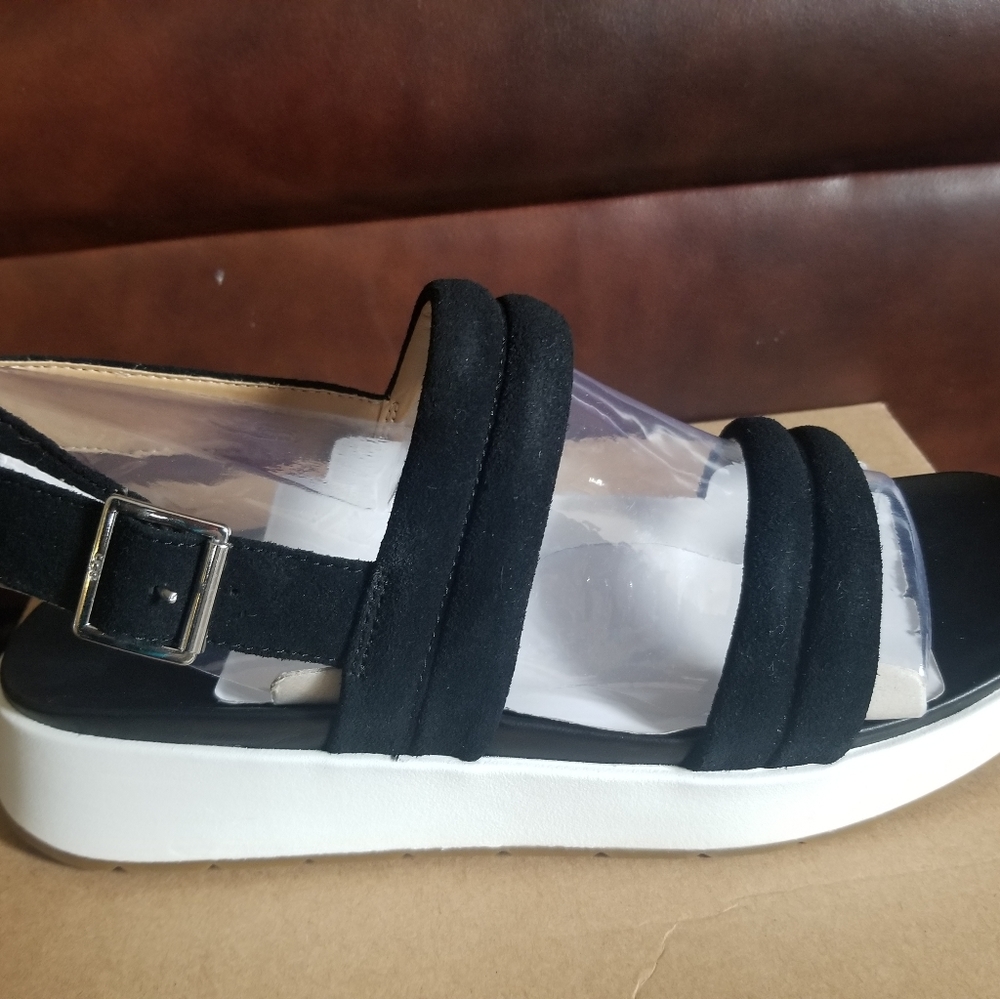 Women UGG black suede sandals